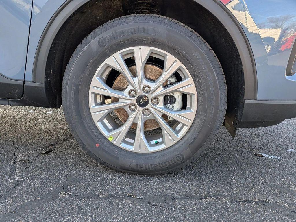 new 2026 Ford Escape car, priced at $31,022