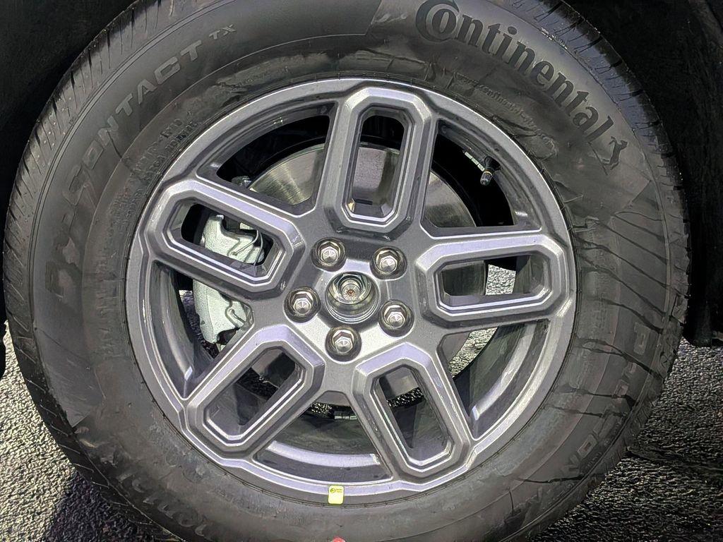 new 2025 Ford Bronco Sport car, priced at $34,459