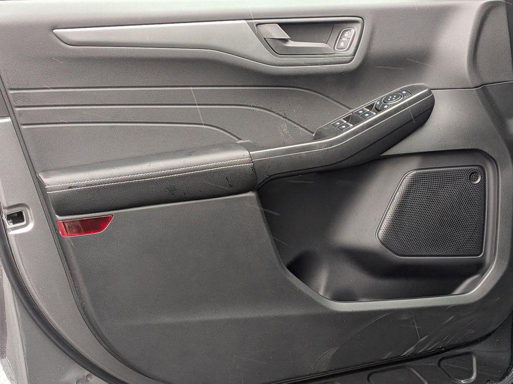 new 2026 Ford Escape car, priced at $31,307