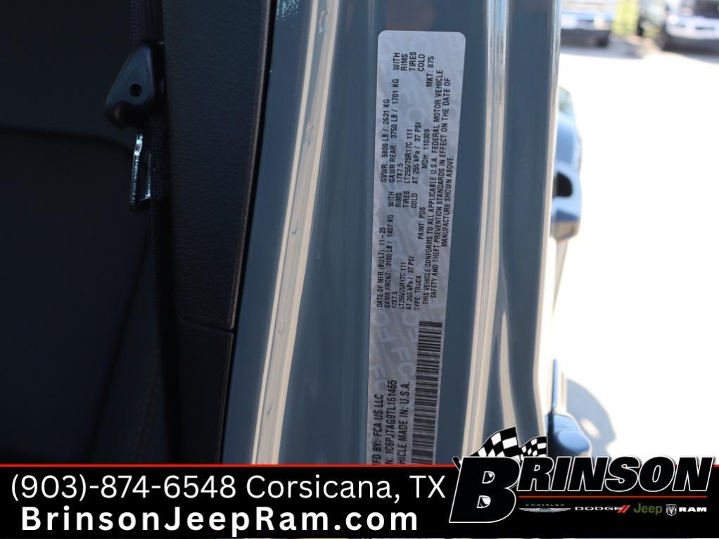 new 2026 Jeep Gladiator car, priced at $49,997