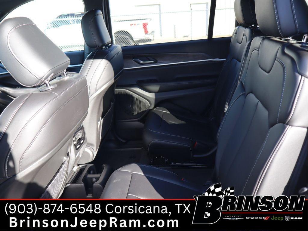 new 2025 Jeep Grand Cherokee L car, priced at $41,597