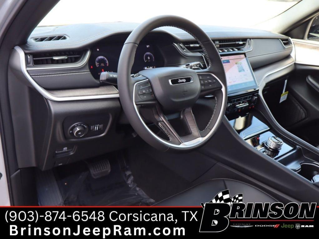 new 2025 Jeep Grand Cherokee L car, priced at $42,497