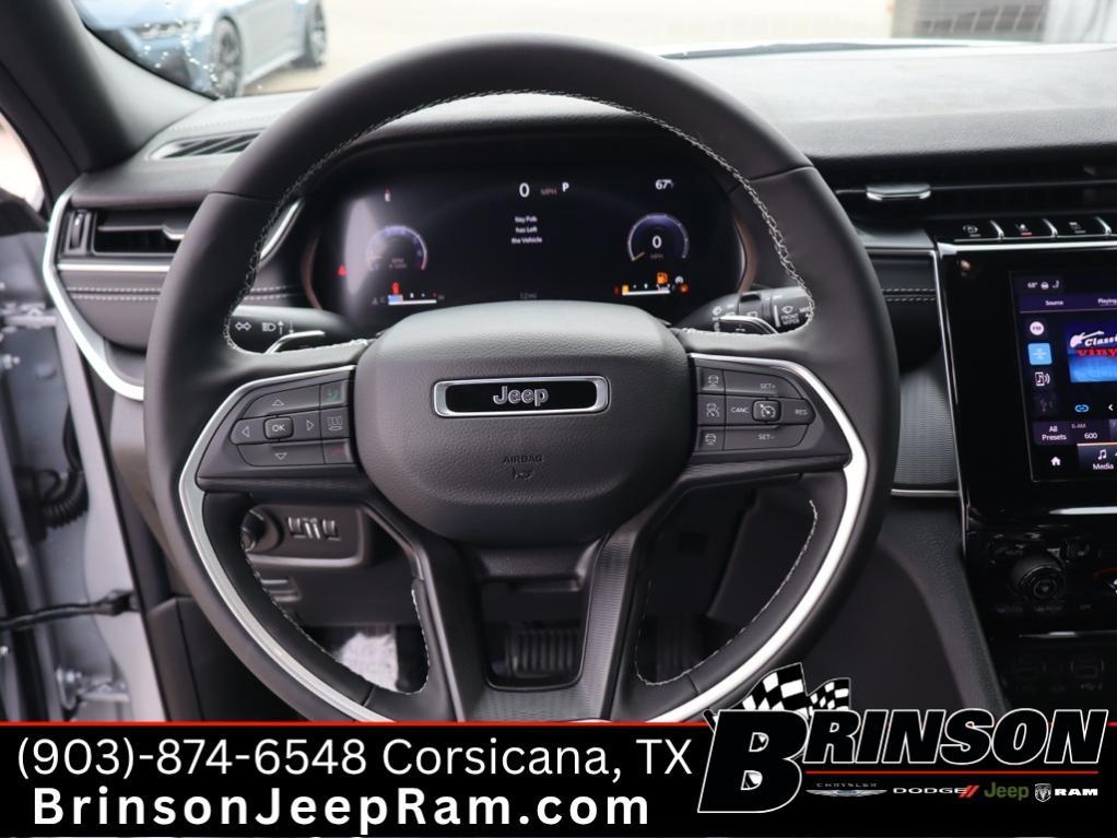 new 2025 Jeep Grand Cherokee car, priced at $38,747