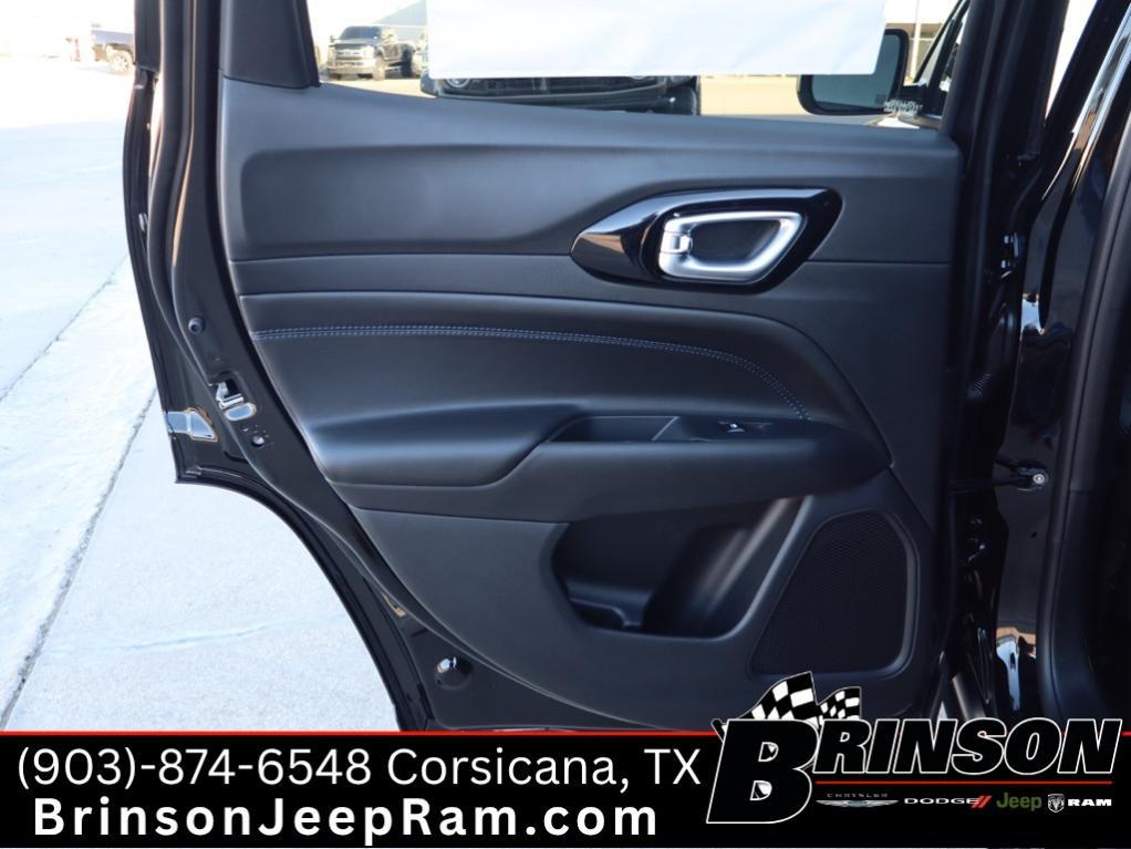 new 2026 Jeep Compass car, priced at $29,989