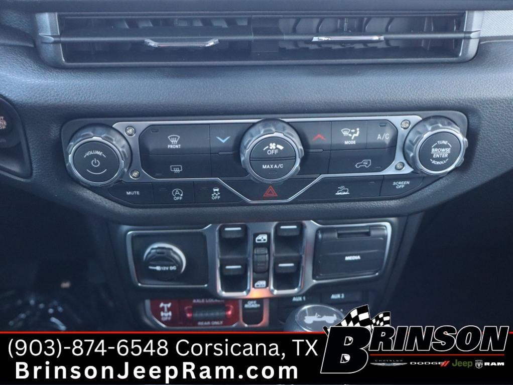 new 2026 Jeep Wrangler car, priced at $45,097