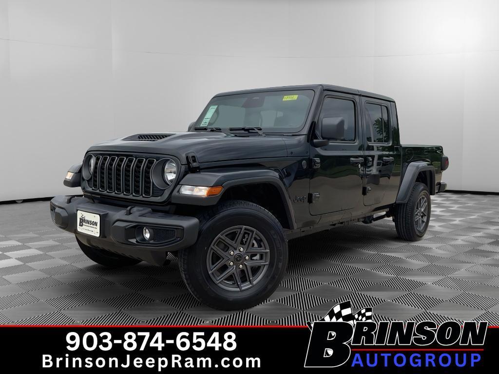 new 2026 Jeep Gladiator car, priced at $44,730