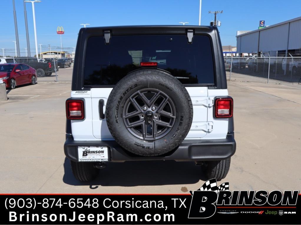 new 2026 Jeep Wrangler car, priced at $43,697