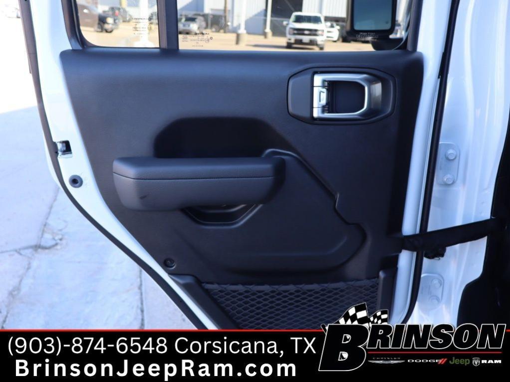 new 2026 Jeep Wrangler car, priced at $40,297