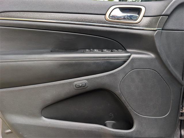 used 2017 Jeep Grand Cherokee car, priced at $19,900