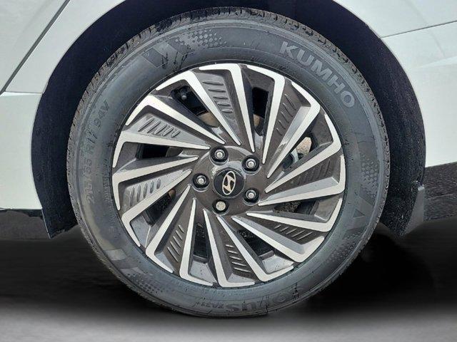 new 2025 Hyundai Sonata Hybrid car, priced at $36,485