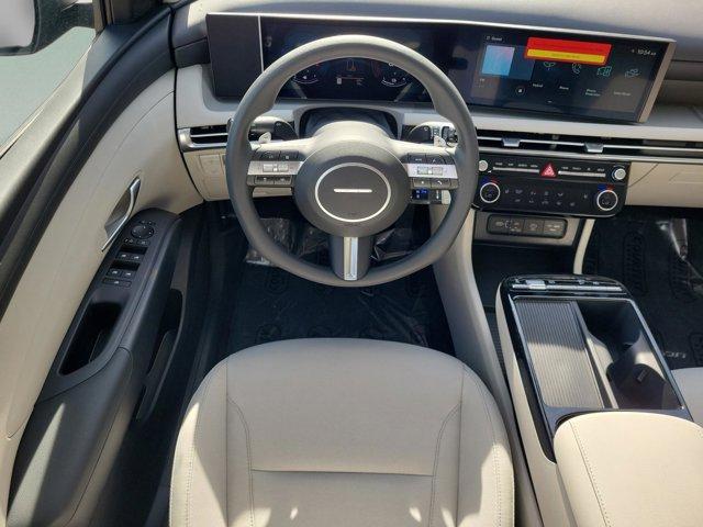 new 2026 Hyundai TUCSON Hybrid car, priced at $34,222