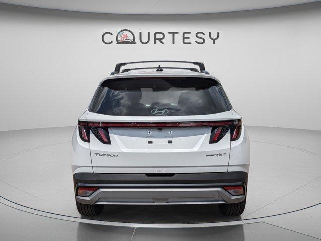 new 2026 Hyundai TUCSON Hybrid car