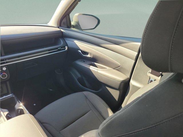 new 2026 Hyundai TUCSON Hybrid car, priced at $33,912