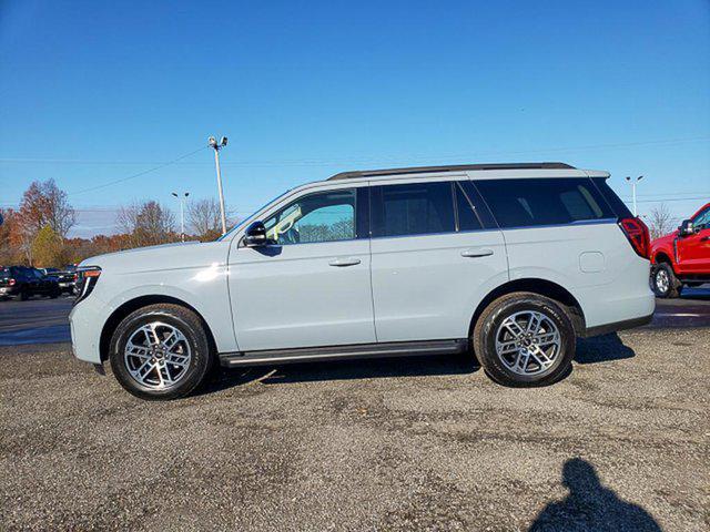 new 2025 Ford Expedition car, priced at $72,885