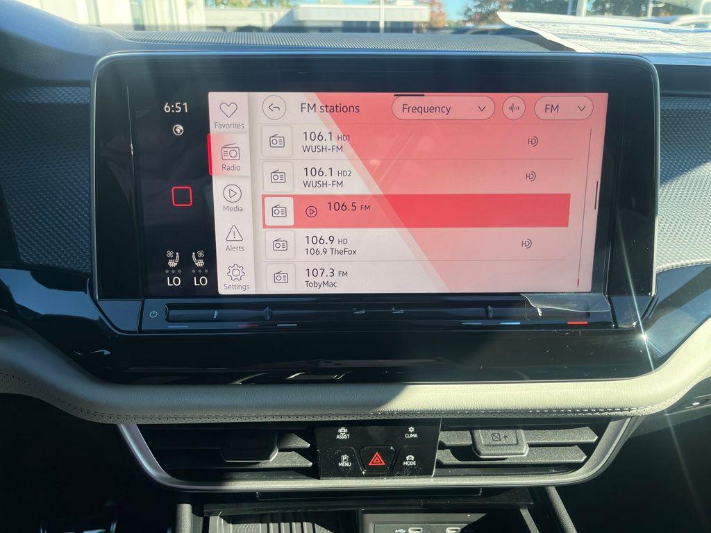 new 2026 Volkswagen Atlas Cross Sport car, priced at $51,956