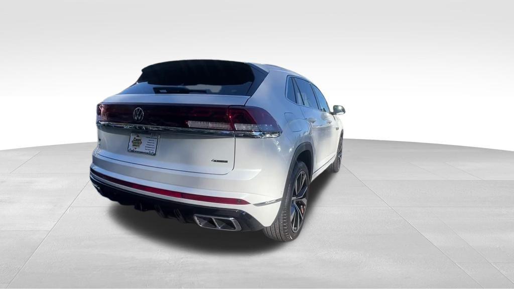 new 2026 Volkswagen Atlas Cross Sport car, priced at $51,956