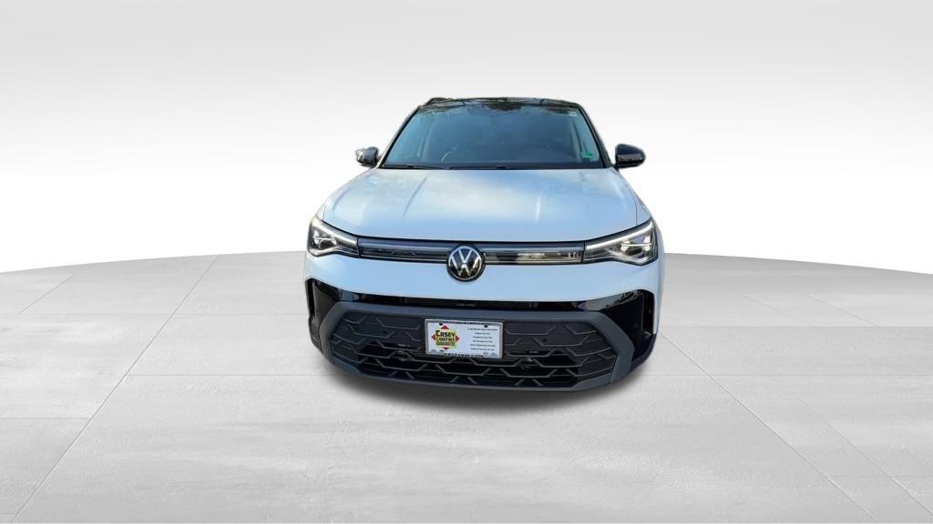 new 2026 Volkswagen Taos car, priced at $32,046