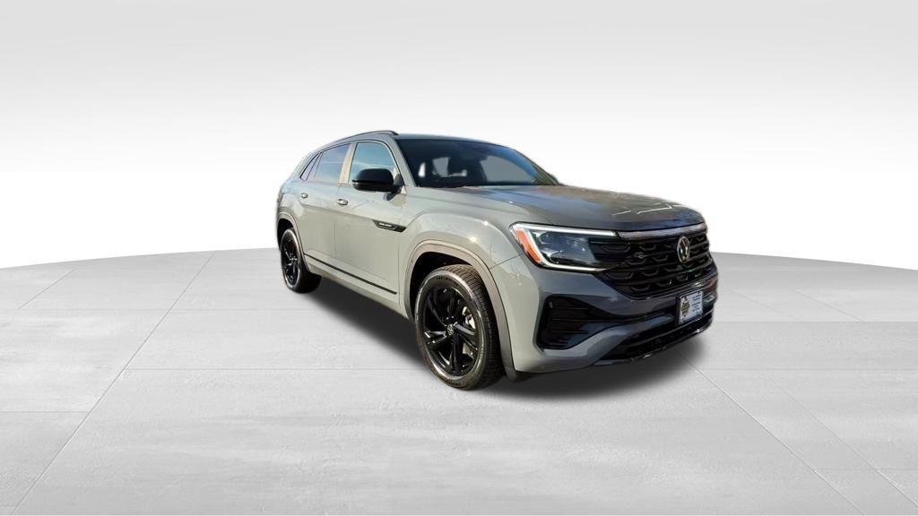new 2026 Volkswagen Atlas Cross Sport car, priced at $48,996