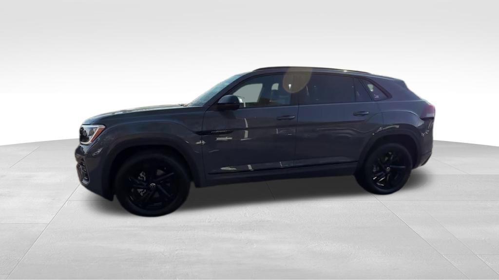 new 2026 Volkswagen Atlas Cross Sport car, priced at $48,996