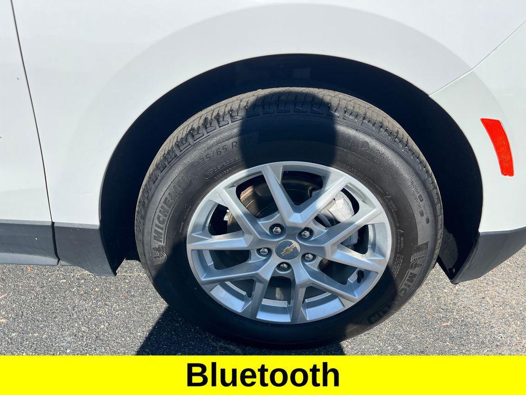 used 2024 Chevrolet Equinox car, priced at $21,351