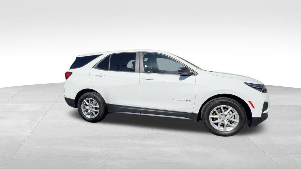 used 2024 Chevrolet Equinox car, priced at $21,351