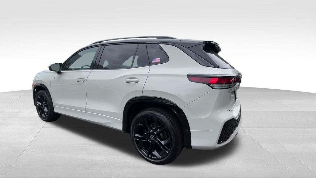 new 2026 Volkswagen Tiguan car, priced at $37,878