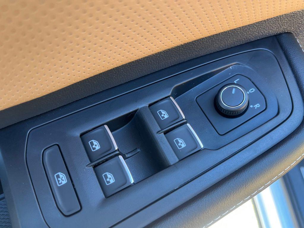 new 2026 Volkswagen Atlas Cross Sport car, priced at $48,996