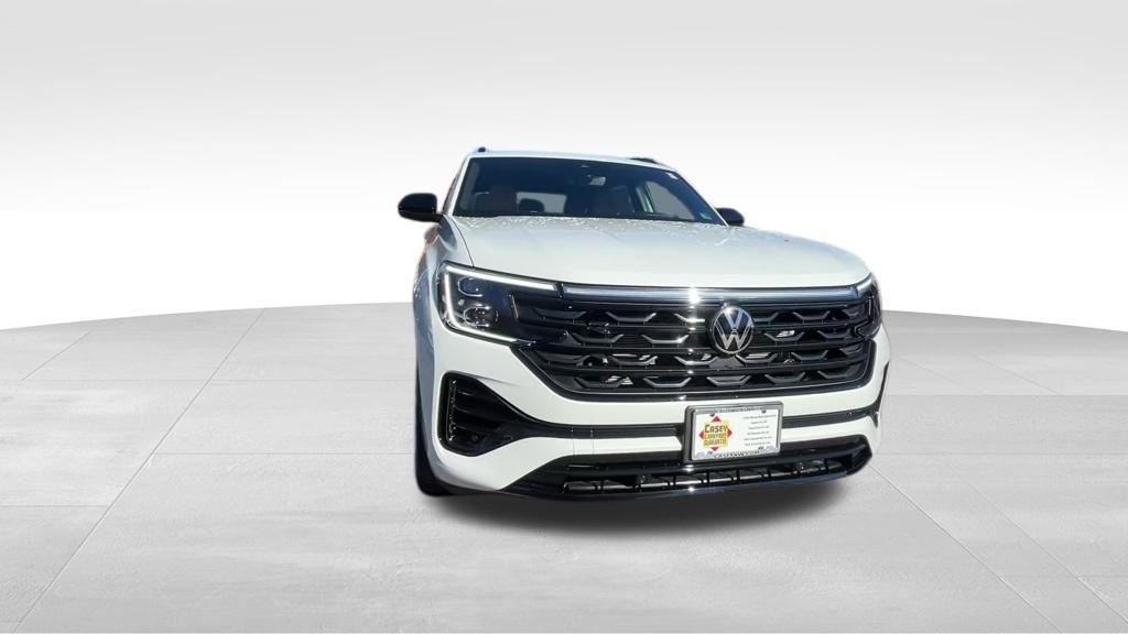 new 2026 Volkswagen Atlas Cross Sport car, priced at $48,996