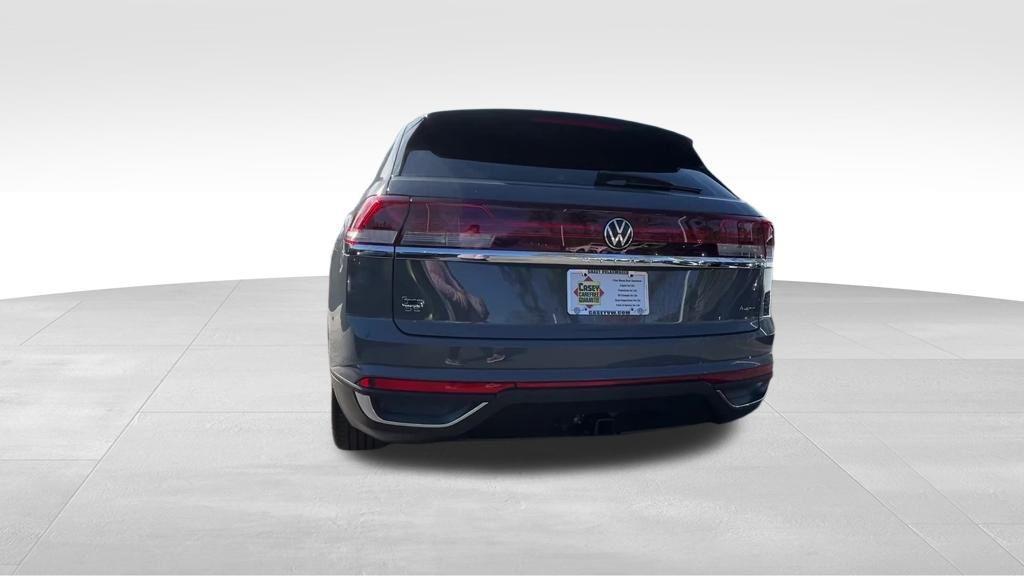 new 2026 Volkswagen Atlas Cross Sport car, priced at $44,538