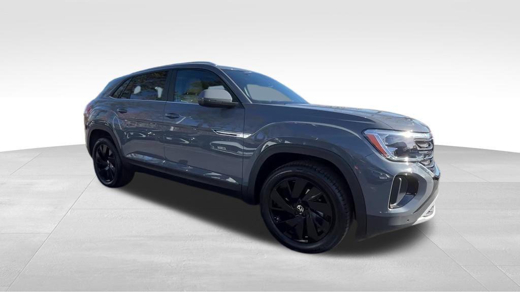 new 2026 Volkswagen Atlas Cross Sport car, priced at $44,538
