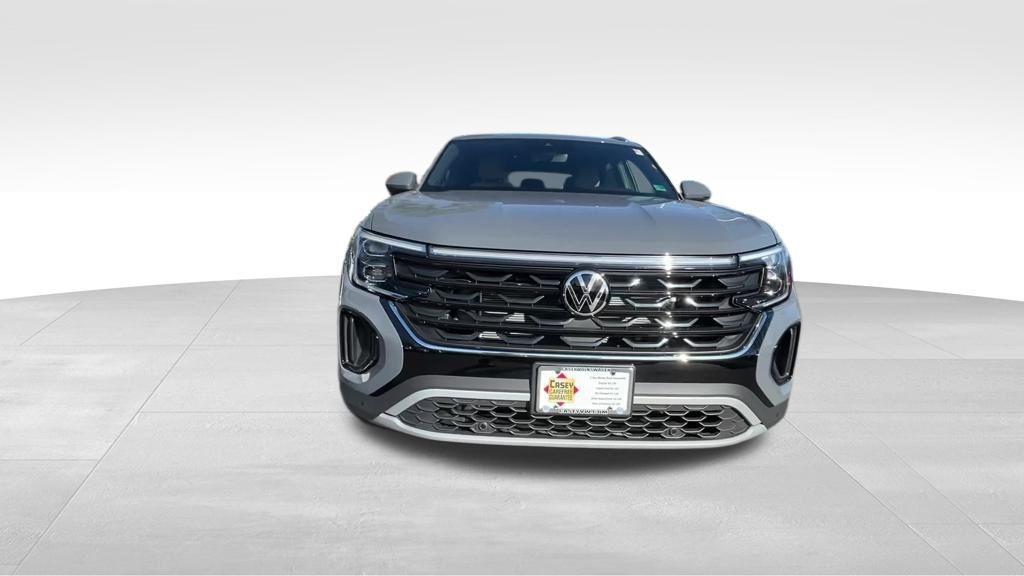new 2026 Volkswagen Atlas Cross Sport car, priced at $44,538