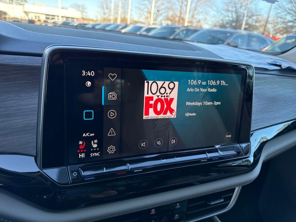 new 2026 Volkswagen Atlas car, priced at $52,089