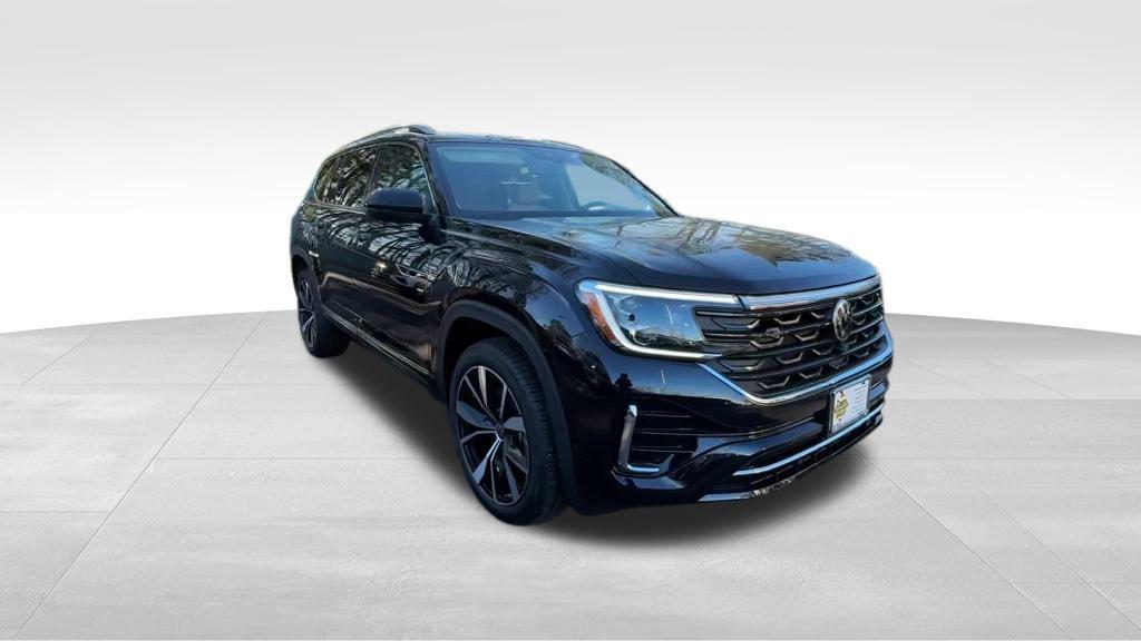 new 2026 Volkswagen Atlas car, priced at $52,089