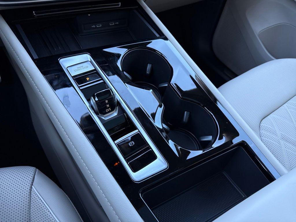 new 2026 Volkswagen Atlas car, priced at $52,089