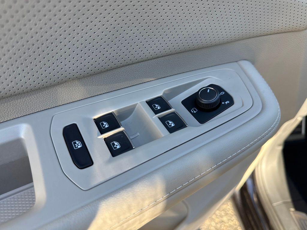 new 2026 Volkswagen Atlas car, priced at $52,089