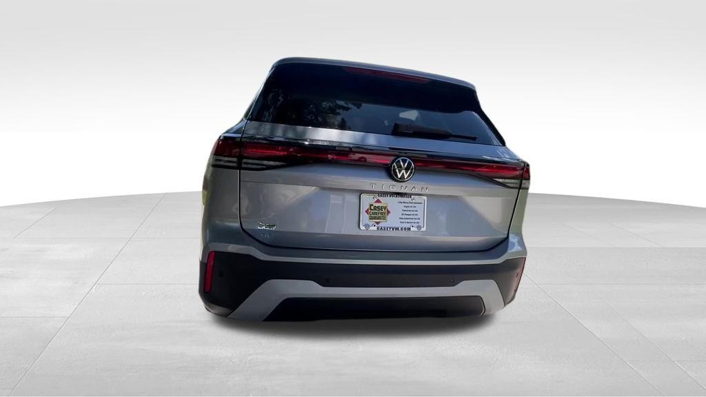 new 2025 Volkswagen Tiguan car, priced at $29,330