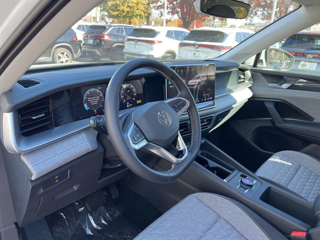 new 2026 Volkswagen Tiguan car, priced at $30,537