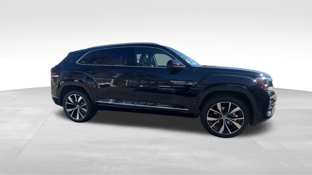 new 2026 Volkswagen Atlas Cross Sport car, priced at $51,519