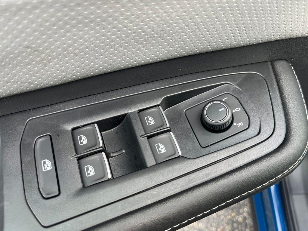 new 2026 Volkswagen Atlas Cross Sport car, priced at $46,675