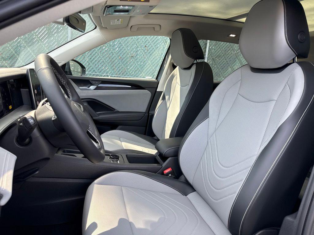 new 2026 Volkswagen Tiguan car, priced at $33,744