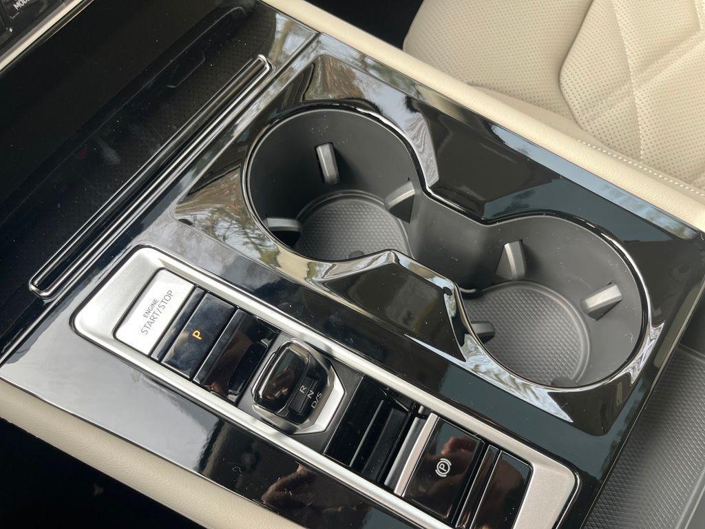 new 2026 Volkswagen Atlas car, priced at $44,035