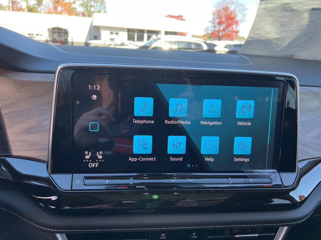 new 2026 Volkswagen Atlas car, priced at $43,908