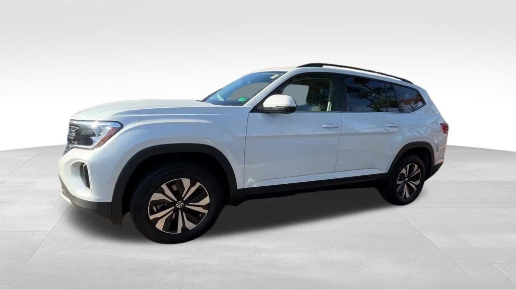 new 2026 Volkswagen Atlas car, priced at $37,578