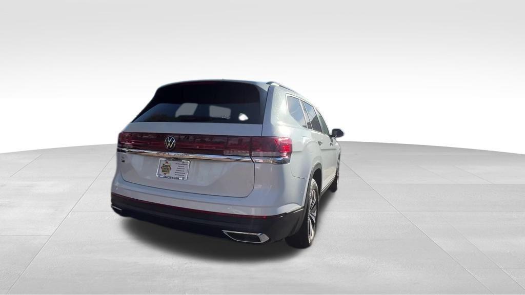 new 2026 Volkswagen Atlas car, priced at $37,578