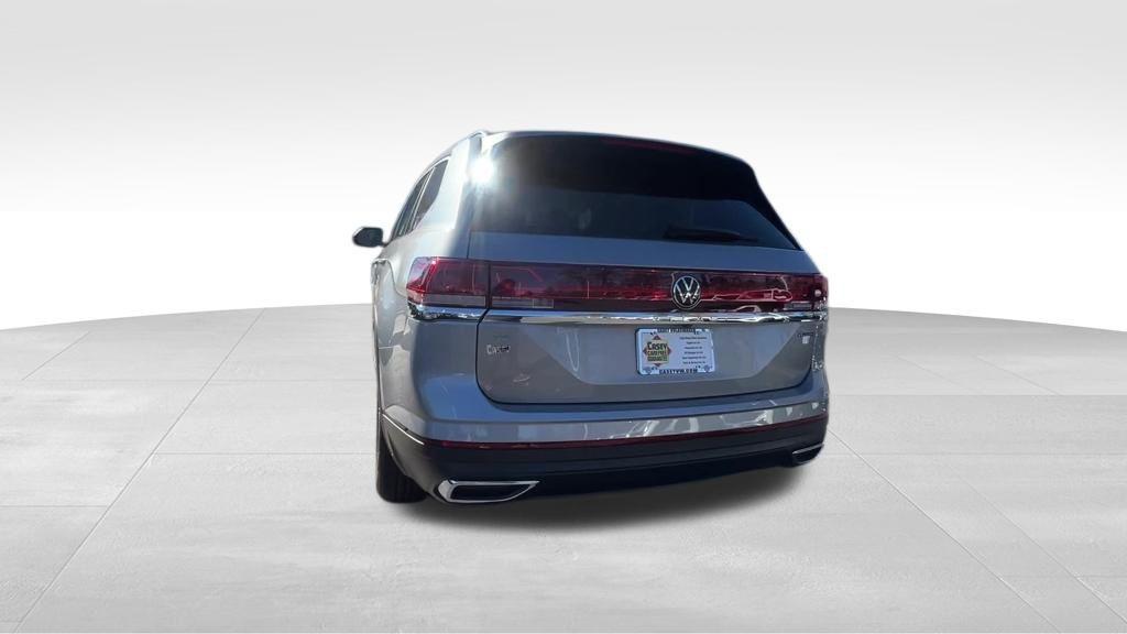 new 2026 Volkswagen Atlas car, priced at $38,928