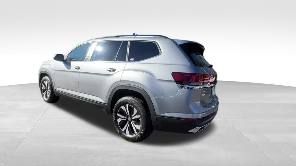 new 2026 Volkswagen Atlas car, priced at $38,928