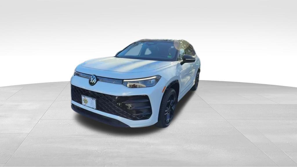 new 2026 Volkswagen Tiguan car, priced at $39,451