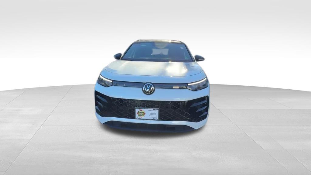 new 2026 Volkswagen Tiguan car, priced at $39,451