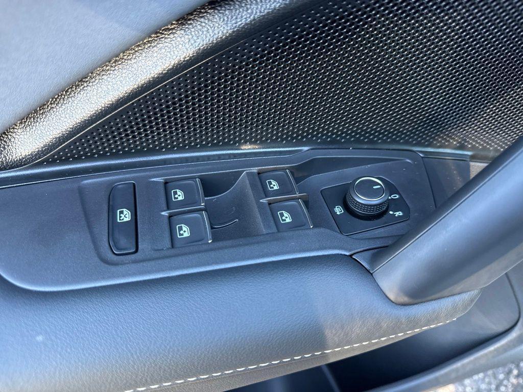 new 2026 Volkswagen Tiguan car, priced at $39,451