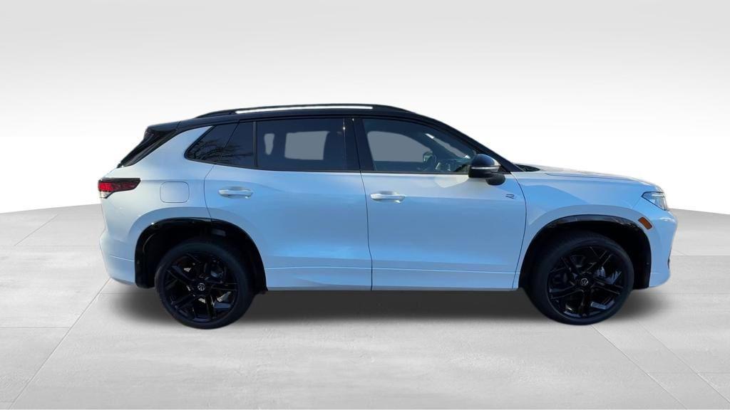 new 2026 Volkswagen Tiguan car, priced at $39,451